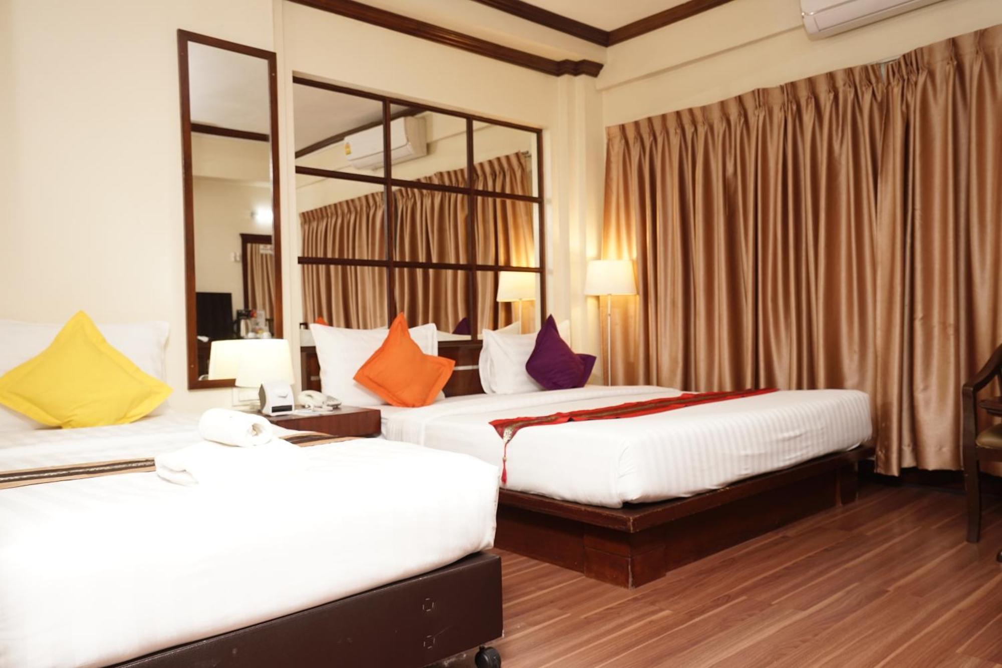 Grand Business Inn Bangkok Extérieur photo