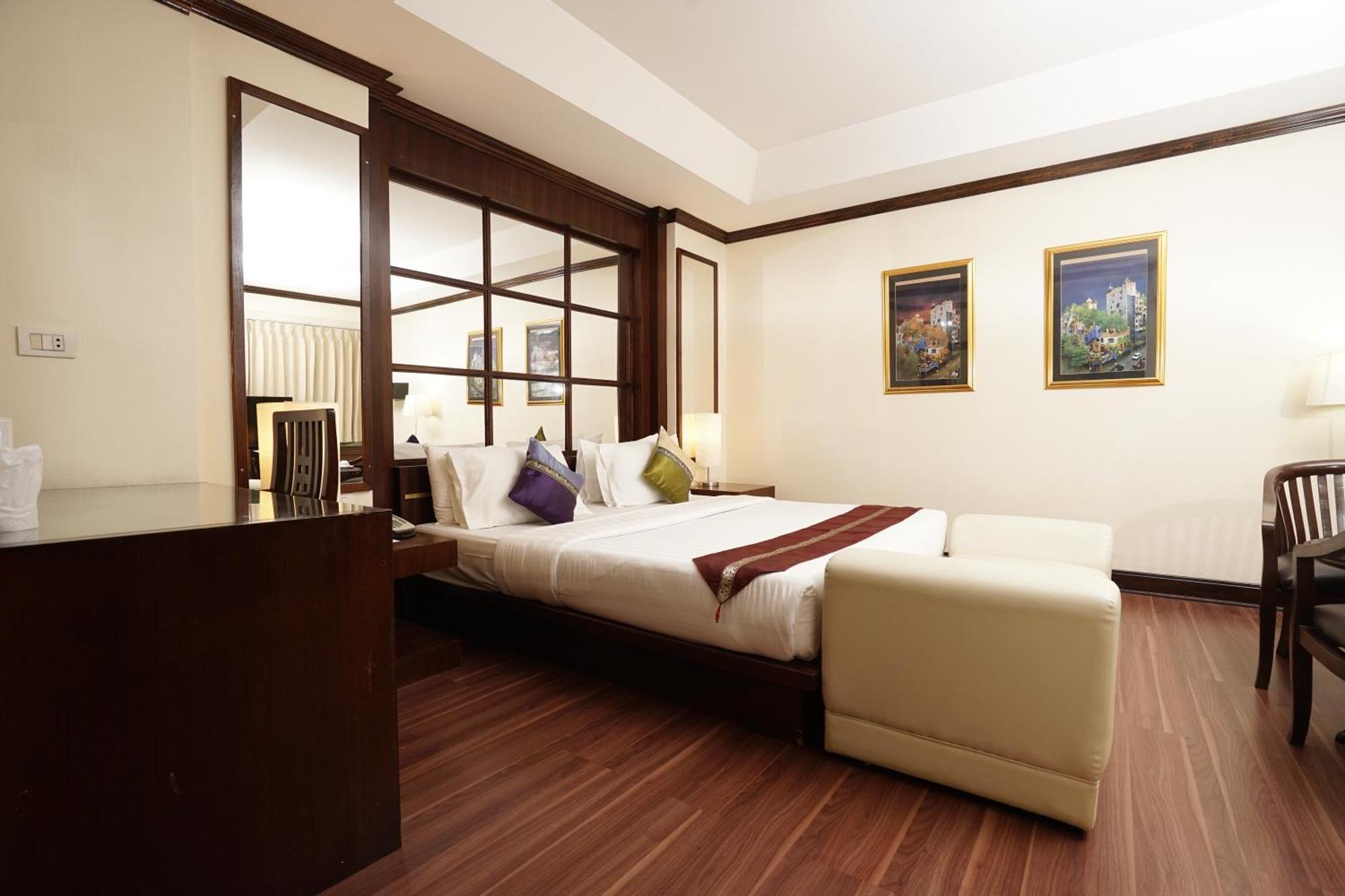 Grand Business Inn Bangkok Extérieur photo