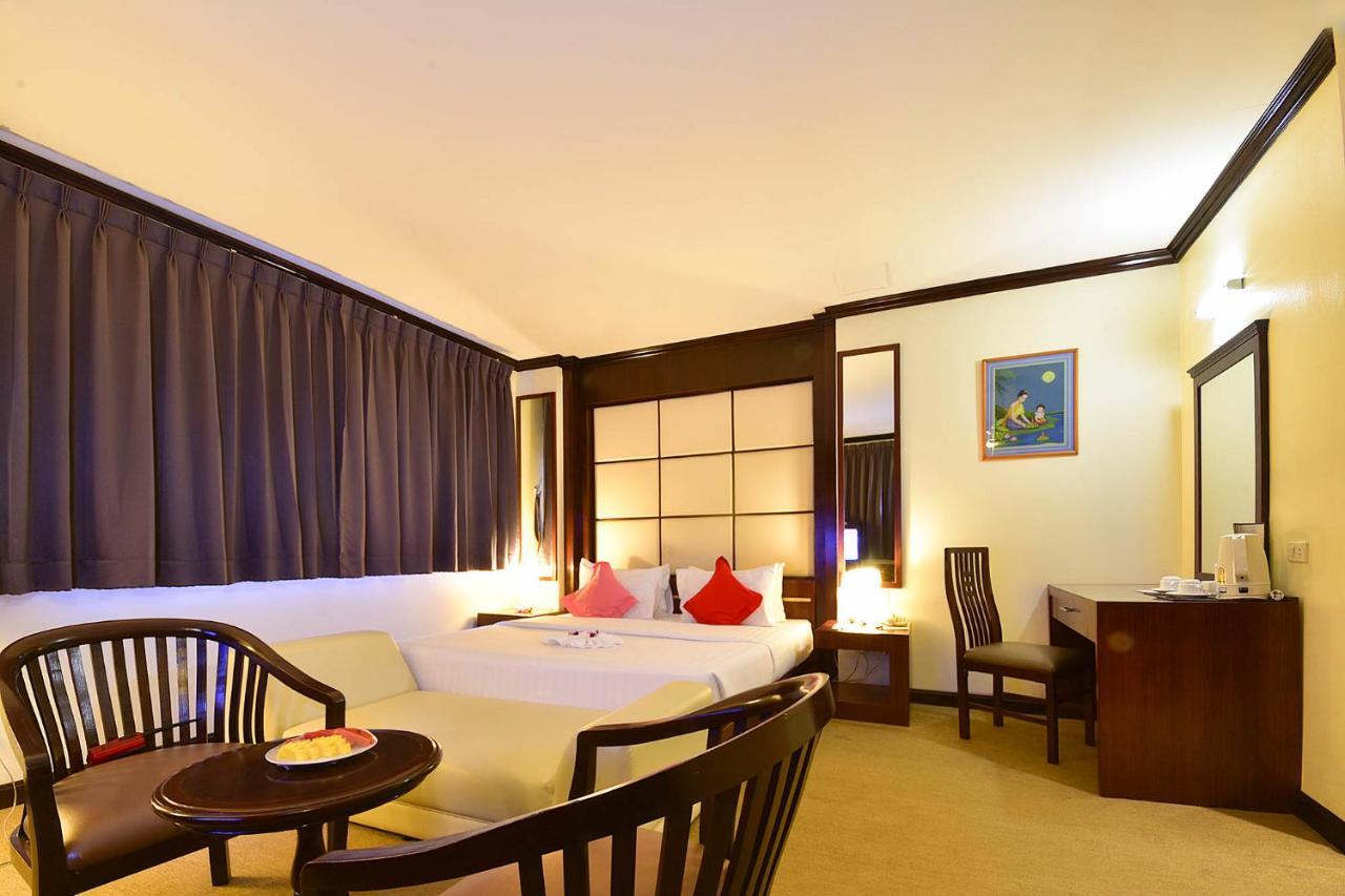 Grand Business Inn Bangkok Extérieur photo