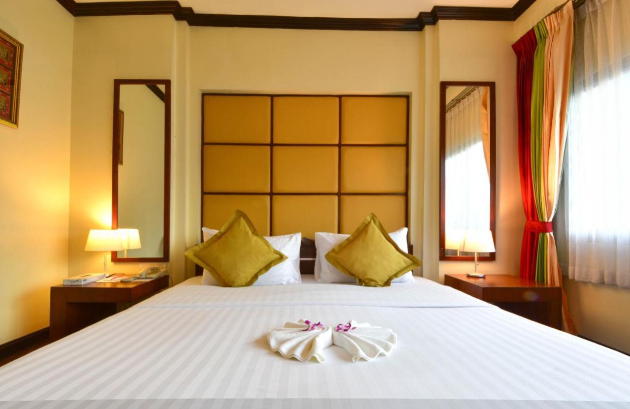 Grand Business Inn Bangkok Extérieur photo